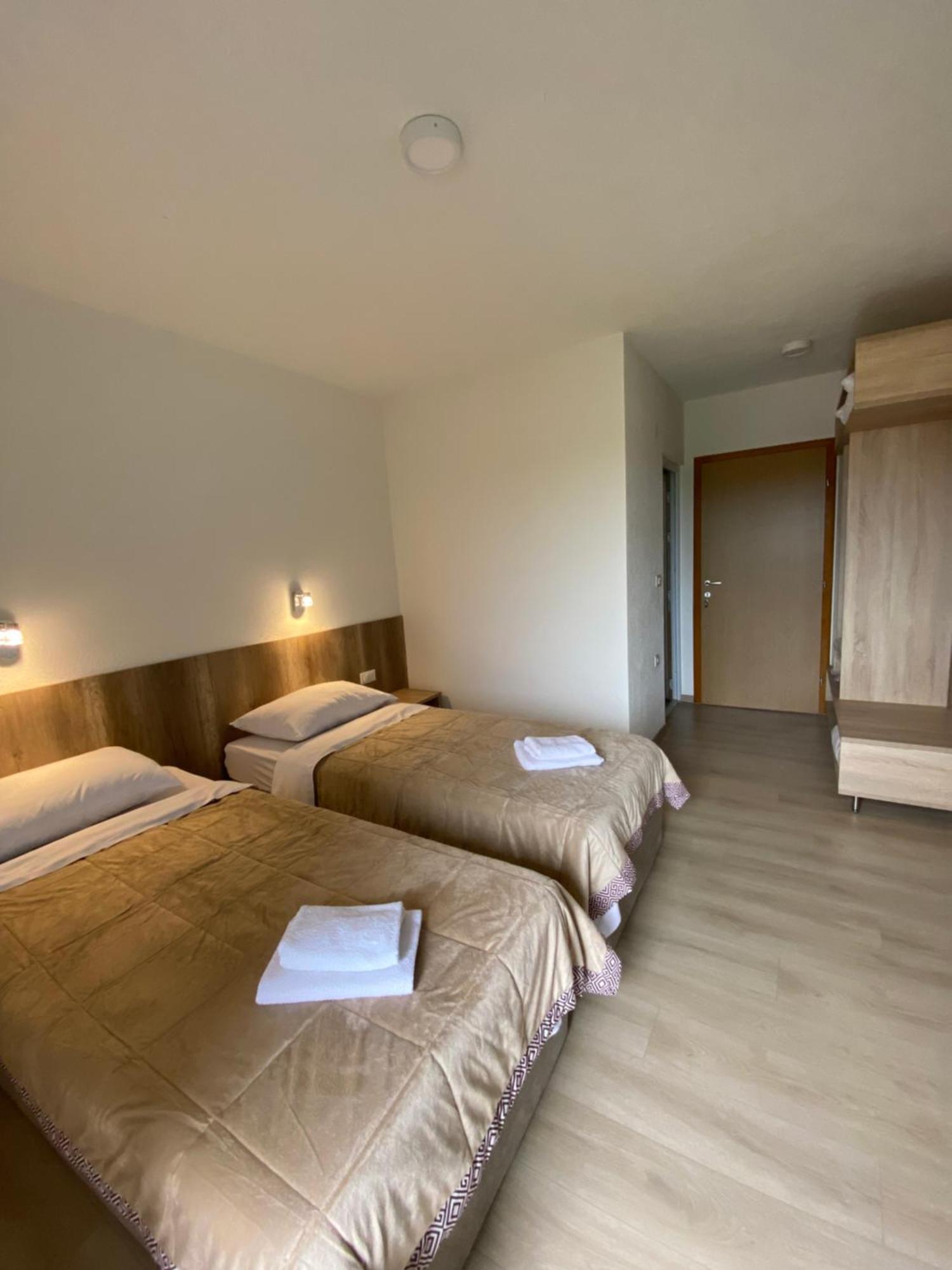 Pansion Raspudic Bed & Breakfast Medjugorje Ngoại thất bức ảnh
