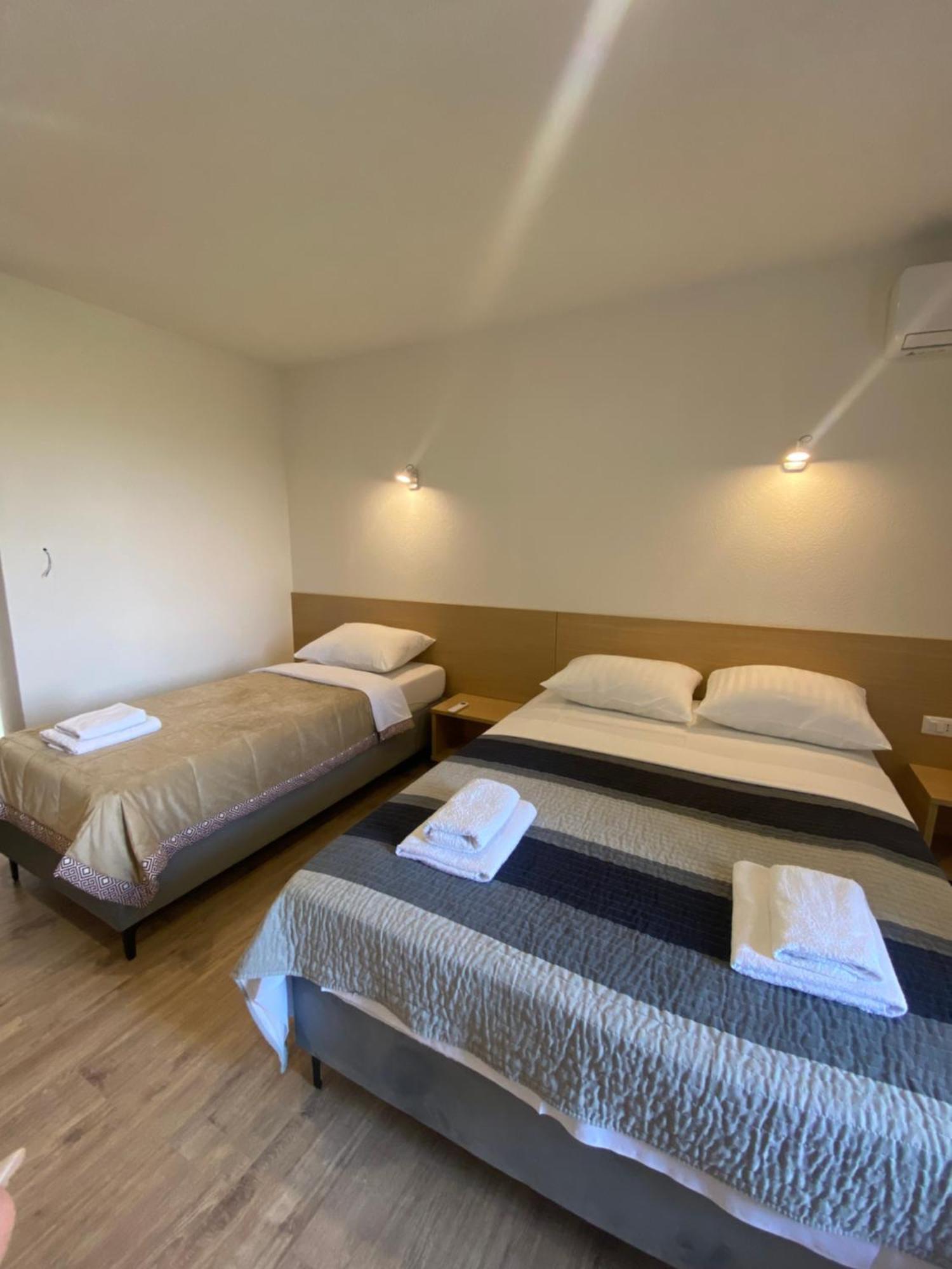 Pansion Raspudic Bed & Breakfast Medjugorje Ngoại thất bức ảnh